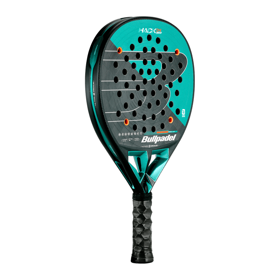 Bullpadel Hack 04 Hybrid 25 padel racket, ideaal voor ervaren spelers, bestel nu tegen scherpe prijzen.