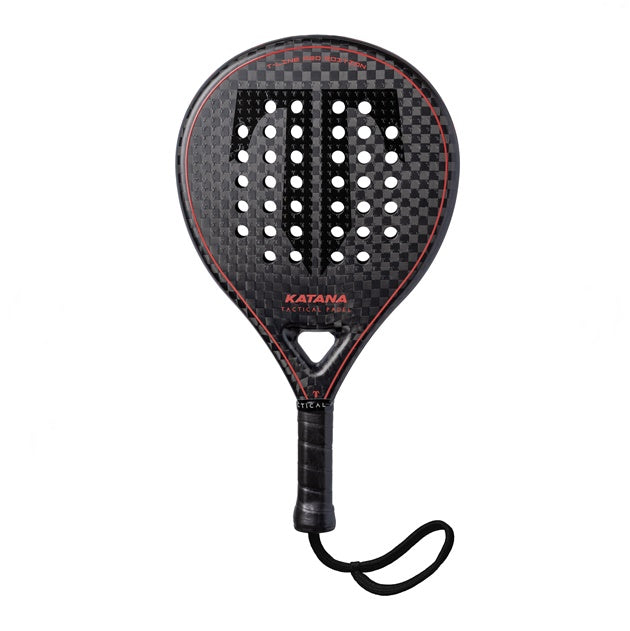 Tactical Katana Red Line padel racket met comfortabele grip en geavanceerd ontwerp voor optimale controle.